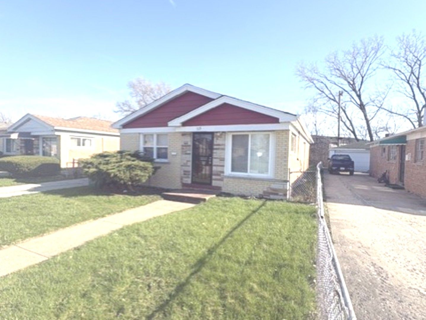 715 E 155th Court — Phoenix, IL 60426