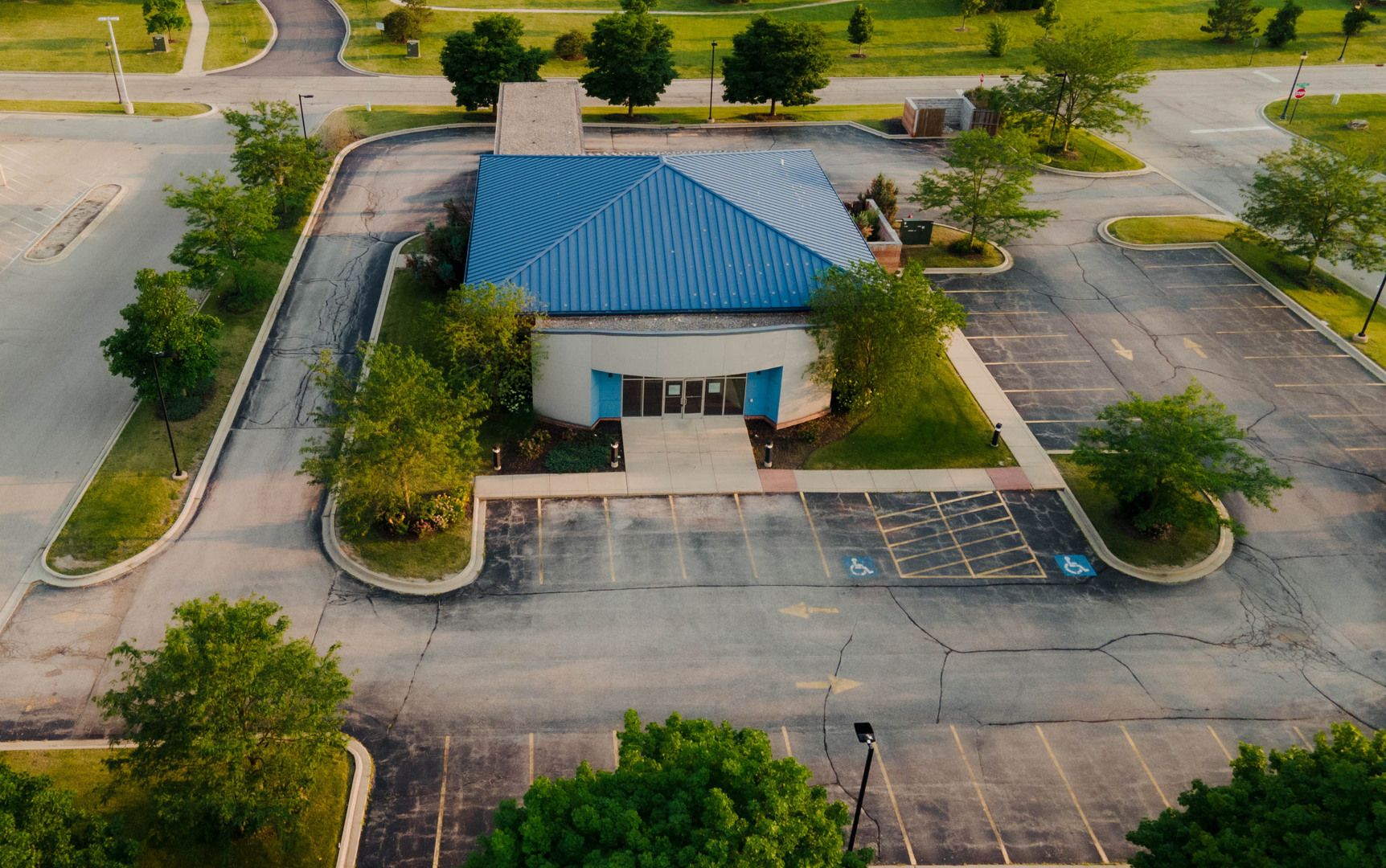 1271 W Il Route 134 — Round Lake, IL 60073