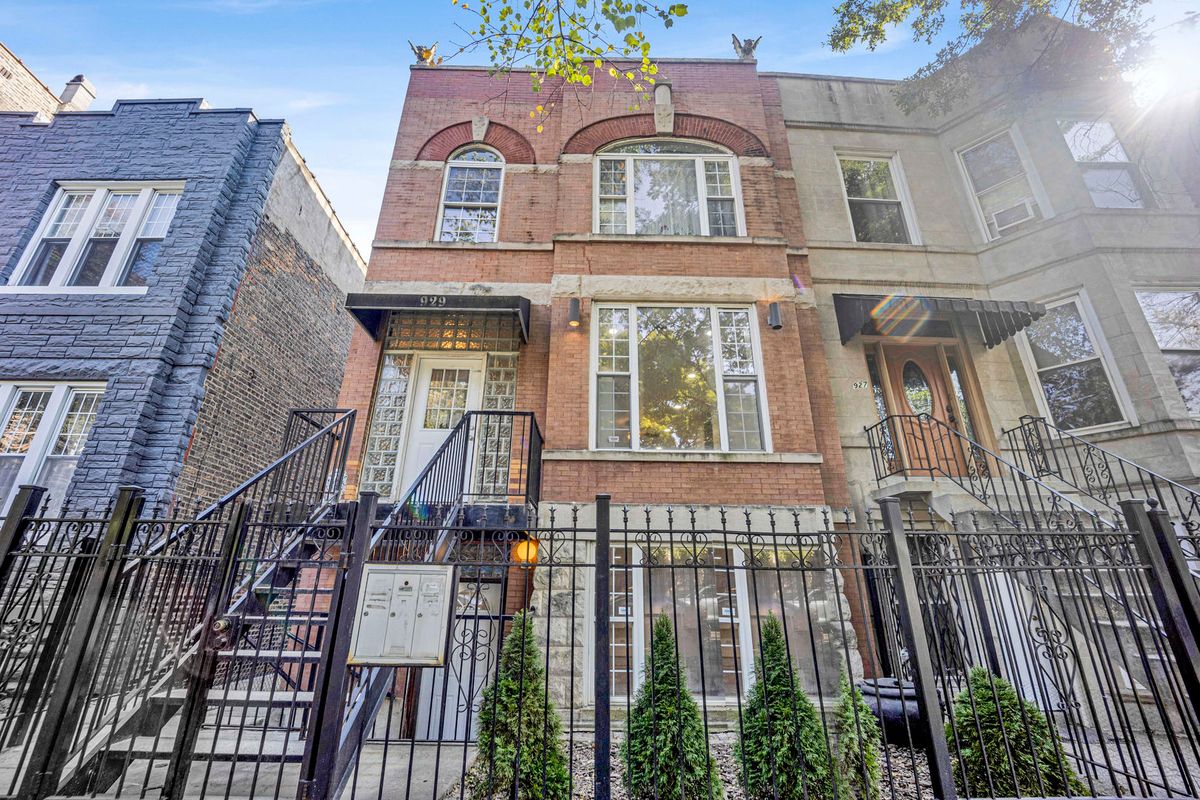 929 Fairfield Avenue, Chicago, IL 60622