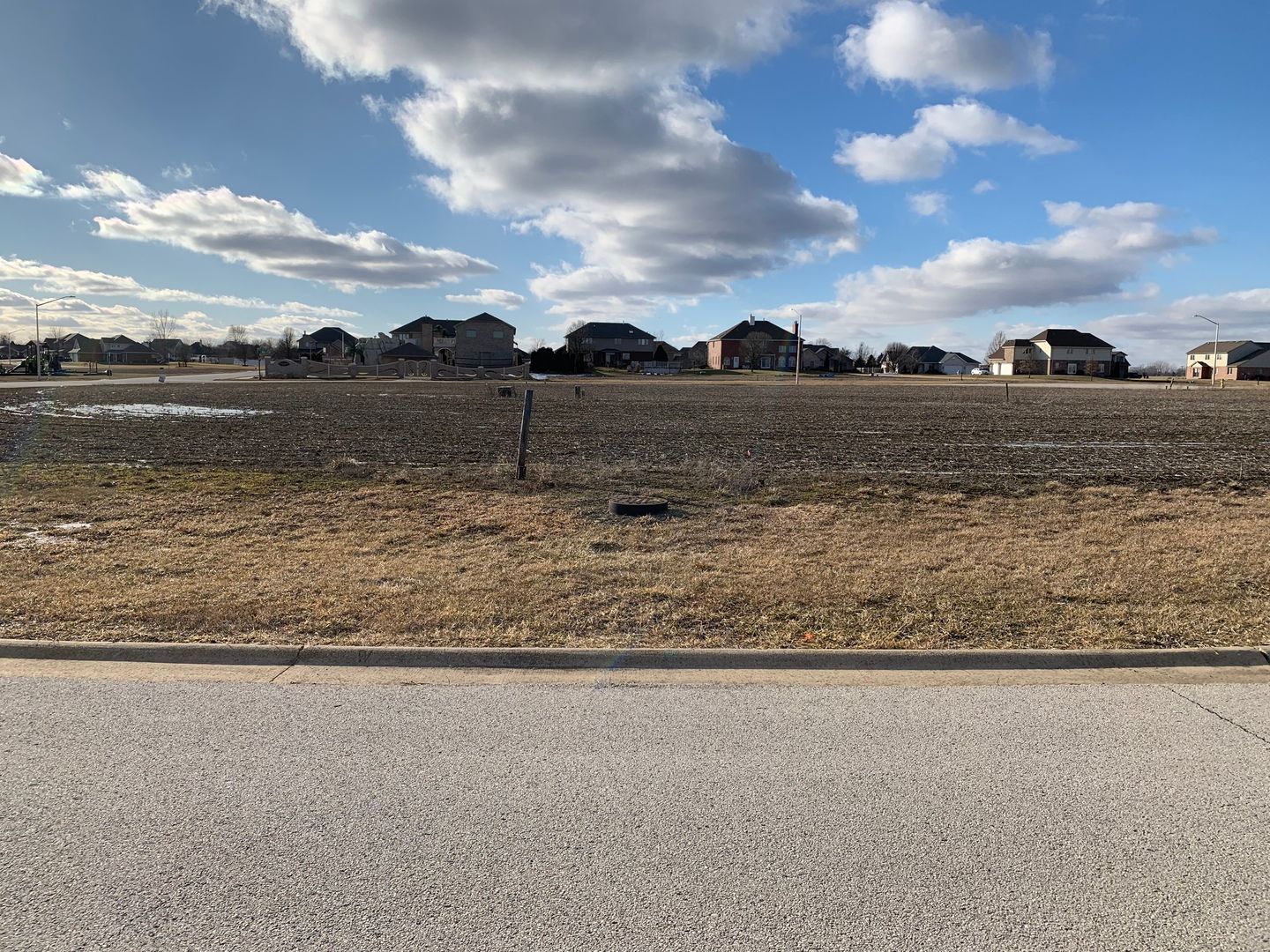 513 Diamond Drive — Manteno, IL 60950
