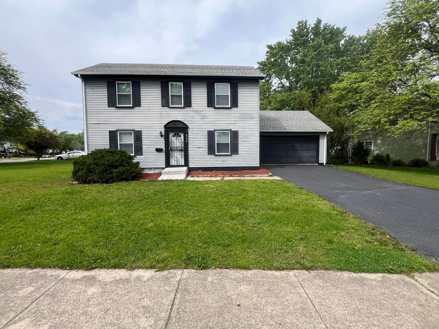 4156 176th Place — Country Club Hills, IL 60478