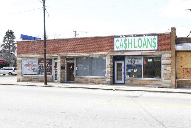 8318 S KEDZIE Avenue — Chicago, IL 60652