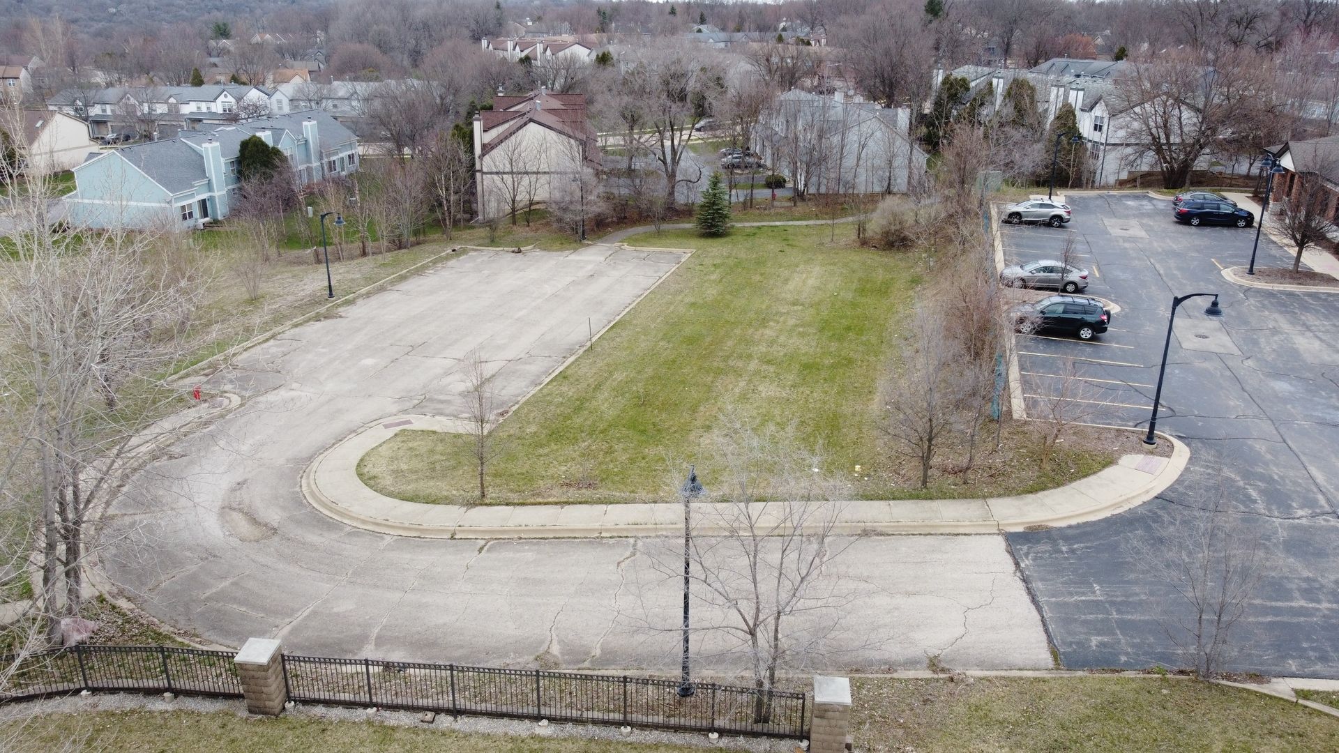 1188 E Algonquin Road — Algonquin, IL 60102
