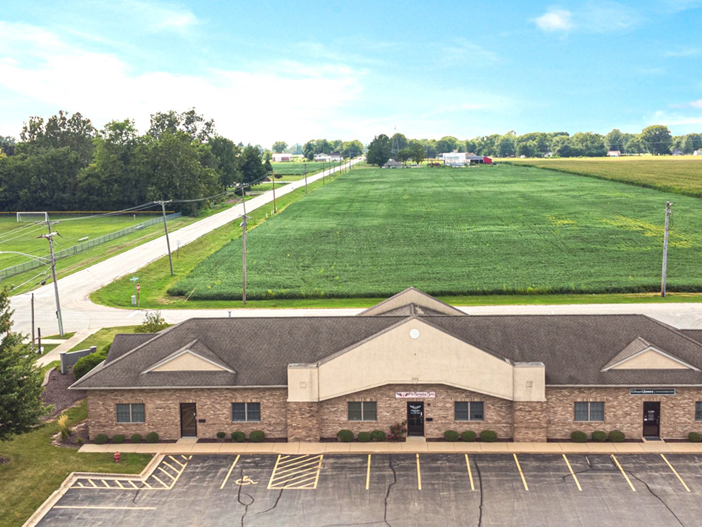 4 E NORTH Street #1 — Coal City, IL 60416