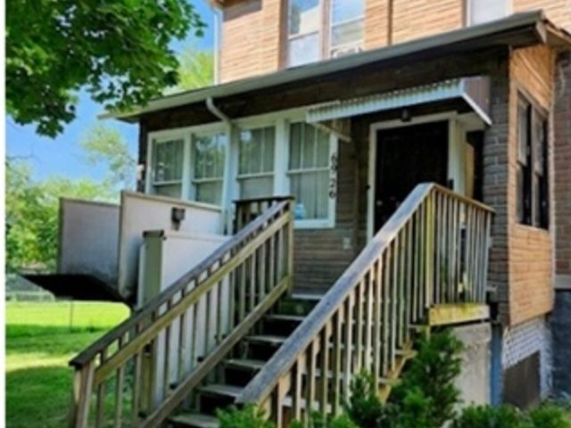 6926 S Vernon Avenue — Chicago, IL 60637