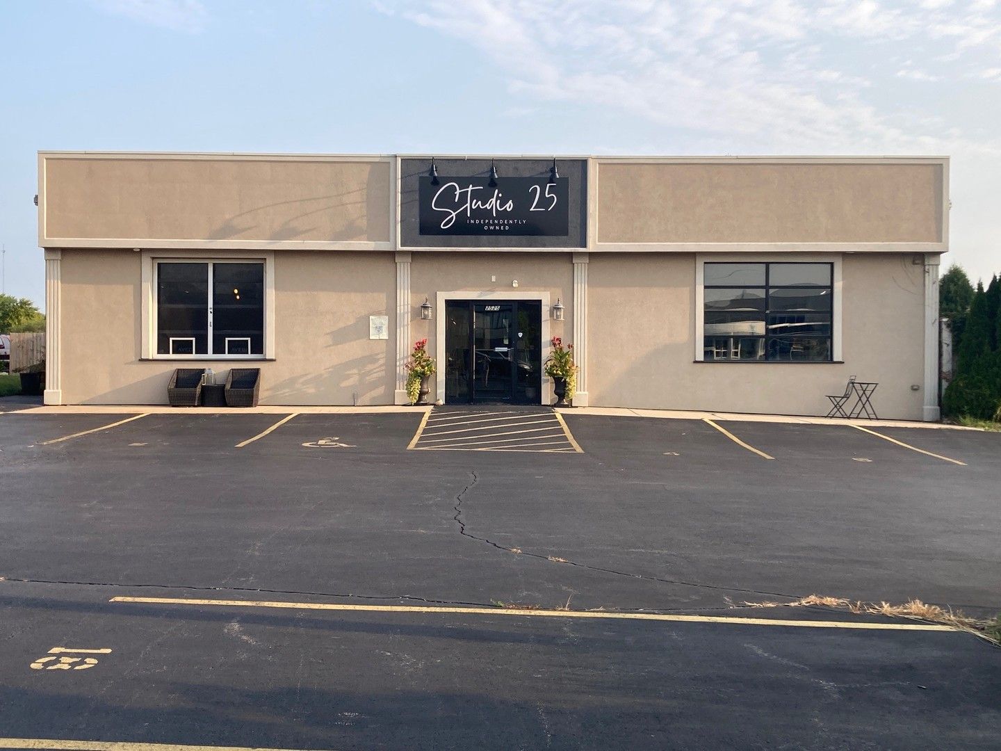 2525 Bethany Road — Sycamore, IL 60178