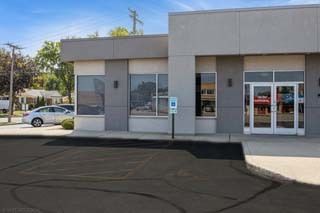 10439 Cermak Road, Westchester, IL 60154