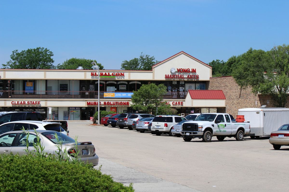 417-437 Bolingbrook Drive, Bolingbrook, IL 60440