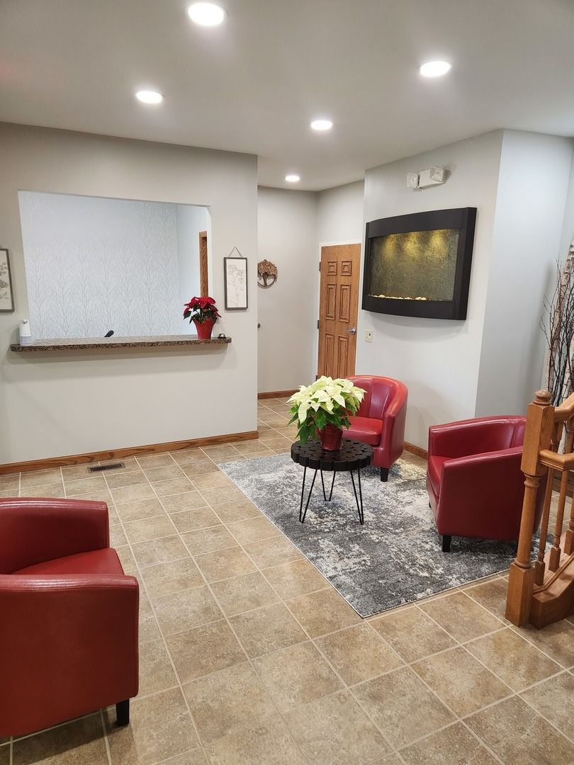 1806 Woodfield Drive — Savoy, IL 61874