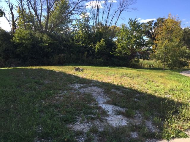 18229 W Banbury Drive — Gurnee, IL 60031