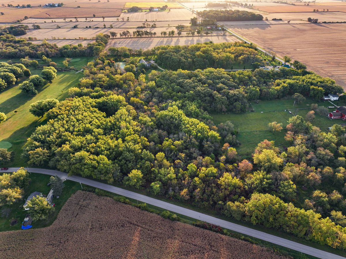 0 Hunter Road, Capron, IL 61012