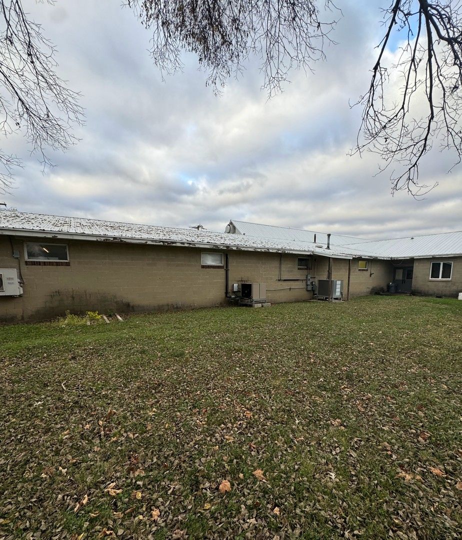 304 Chapin Street, Ivesdale, IL 61851