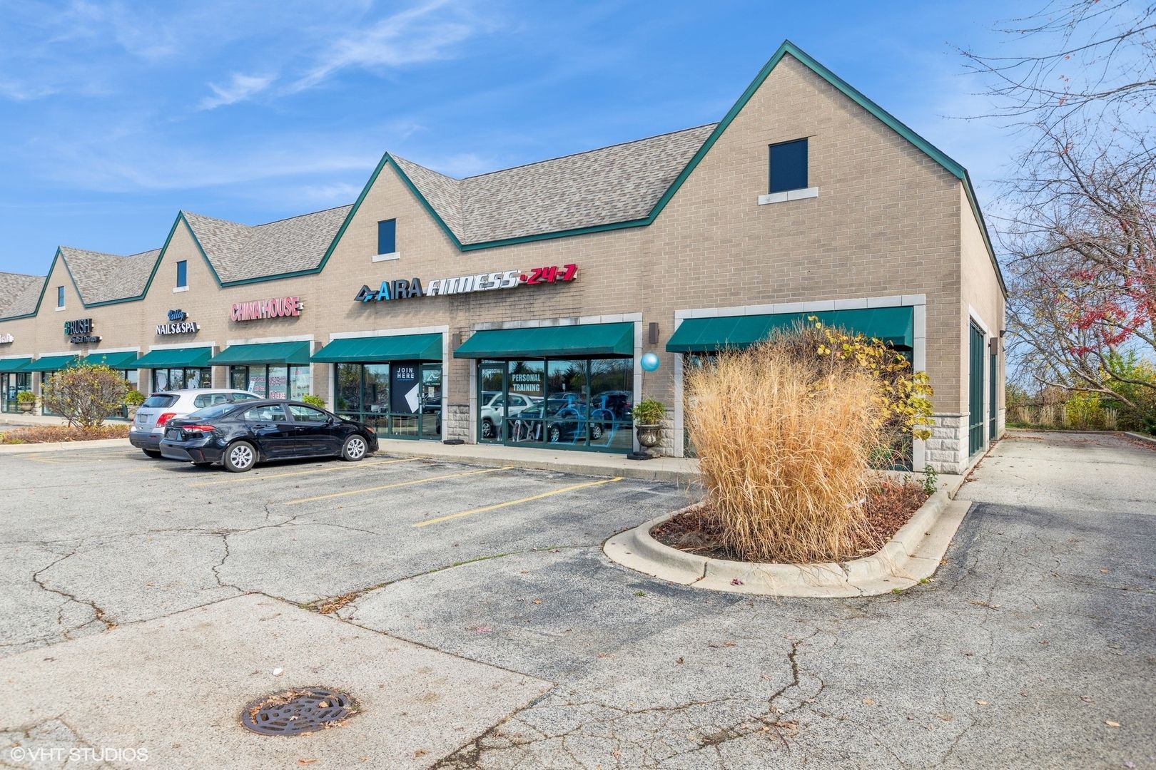 366-380 Bank Drive — McHenry, IL 60050