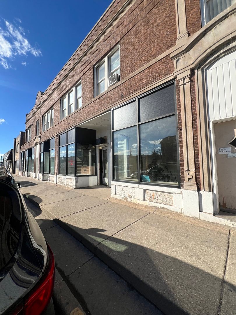 5000 W 16th Street — Cicero, IL 60804