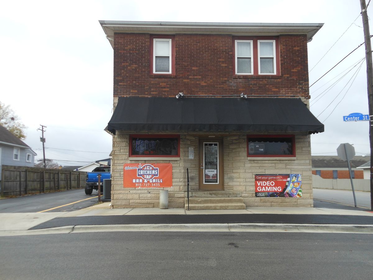 1723 Center Street, Crest Hill, IL 60403