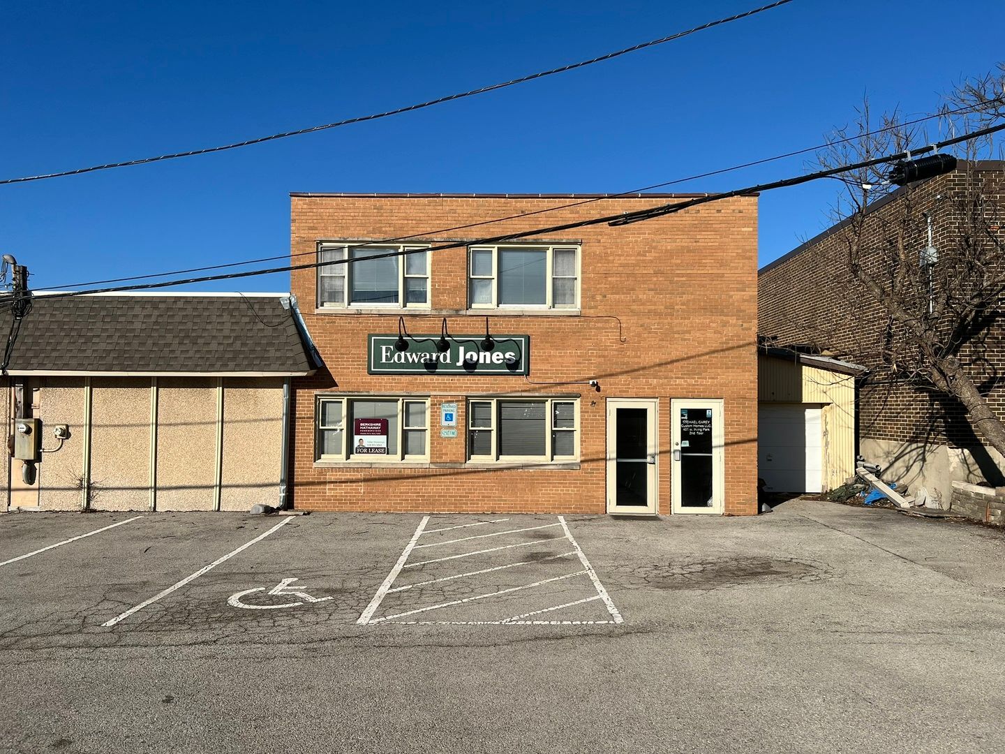 401 W Irving Park Road #2 — Itasca, IL 60143