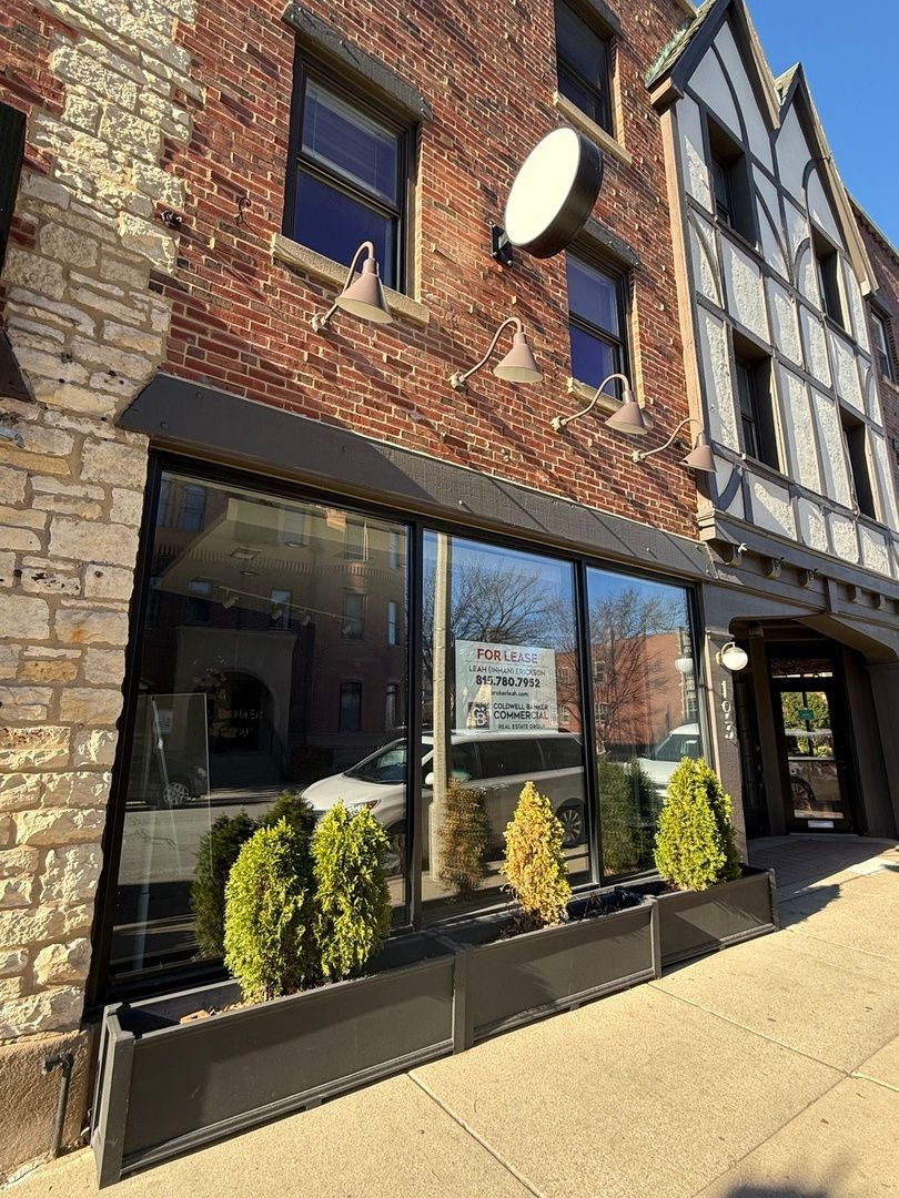 193 N Marion Street — Oak Park, IL 60301