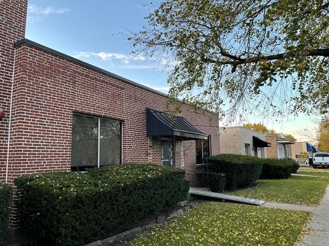 8136 Lawndale Avenue — Skokie, IL 60076