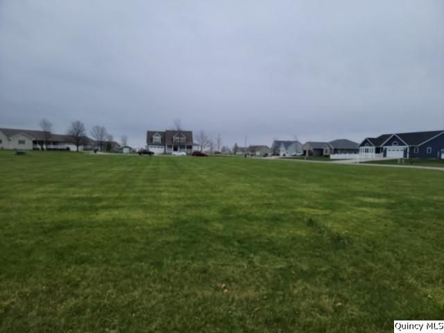 #7 Dudley Lane — Carthage, IL 62321-1258