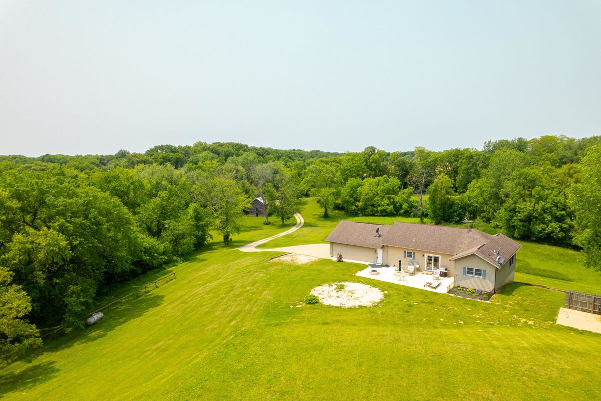 9304 Ellis Road, Fenton, IL 61251