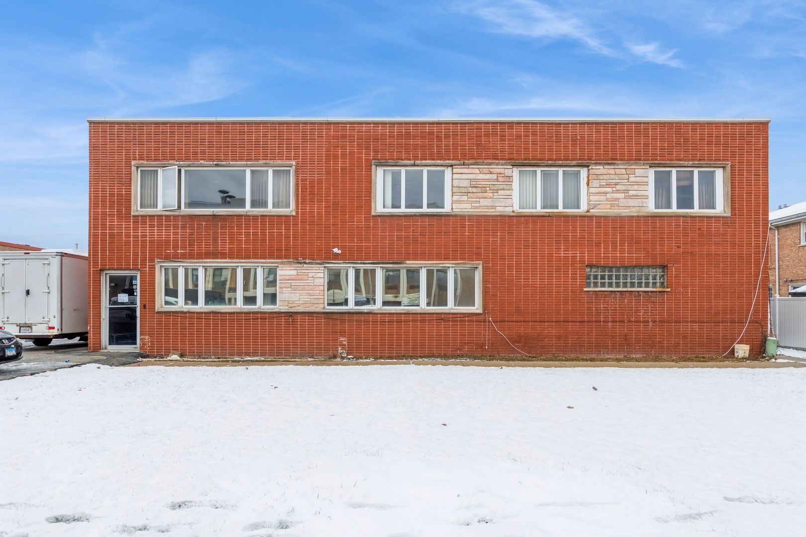 7004 W Cullom Avenue — Norridge, IL 60706
