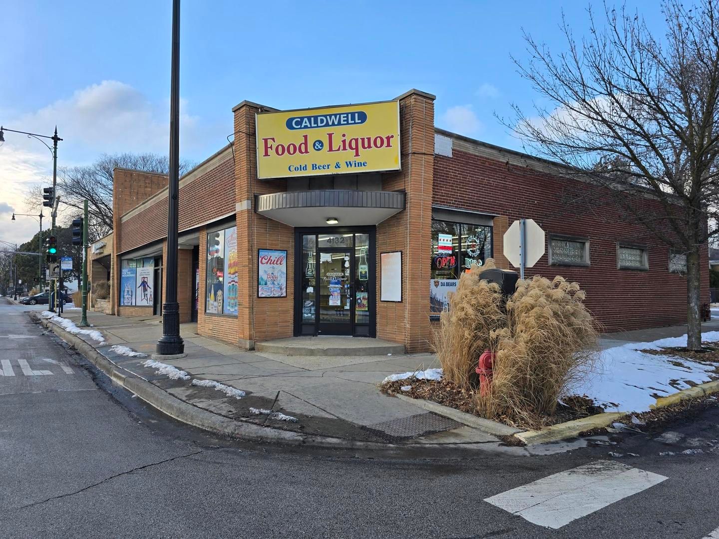 4132 W Peterson Avenue — Chicago, IL 60646