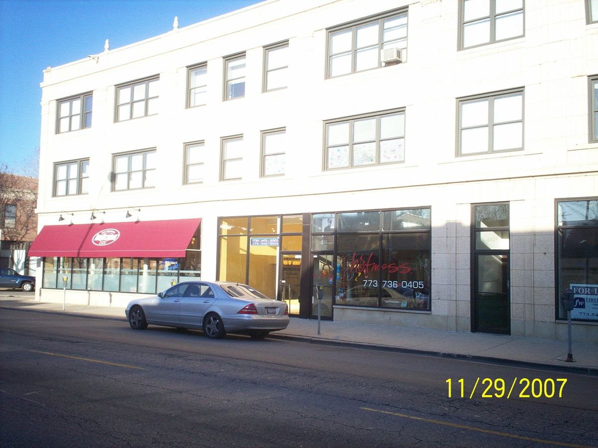 4431 Milwaukee Avenue, Chicago, IL 60630