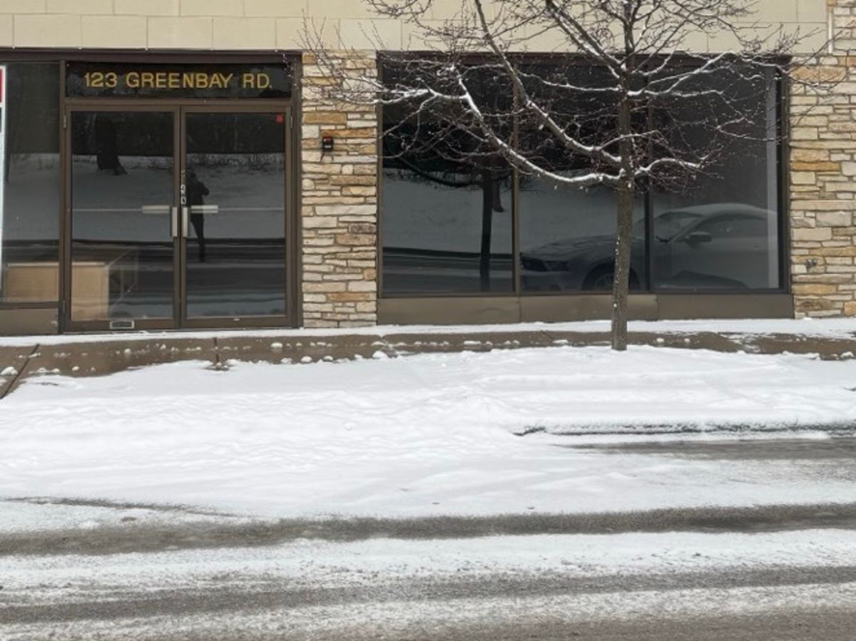 123 Green Bay Road, Wilmette, IL 60091