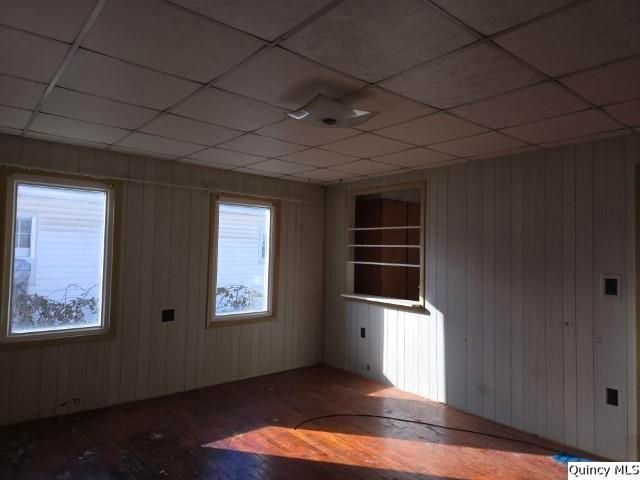 81 W 3rd Street, Dallas City, IL 62330