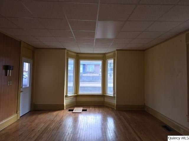 51 W 4th Street, Dallas City, IL 62330