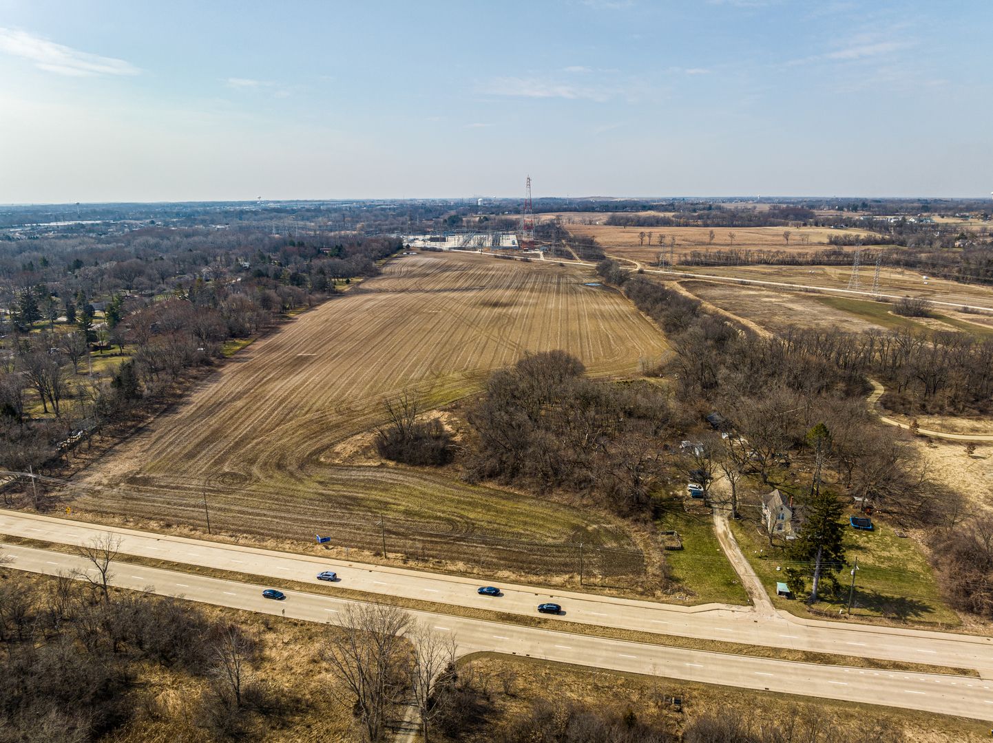31132-31140 N Milwaukee Avenue — Libertyville, IL 60048