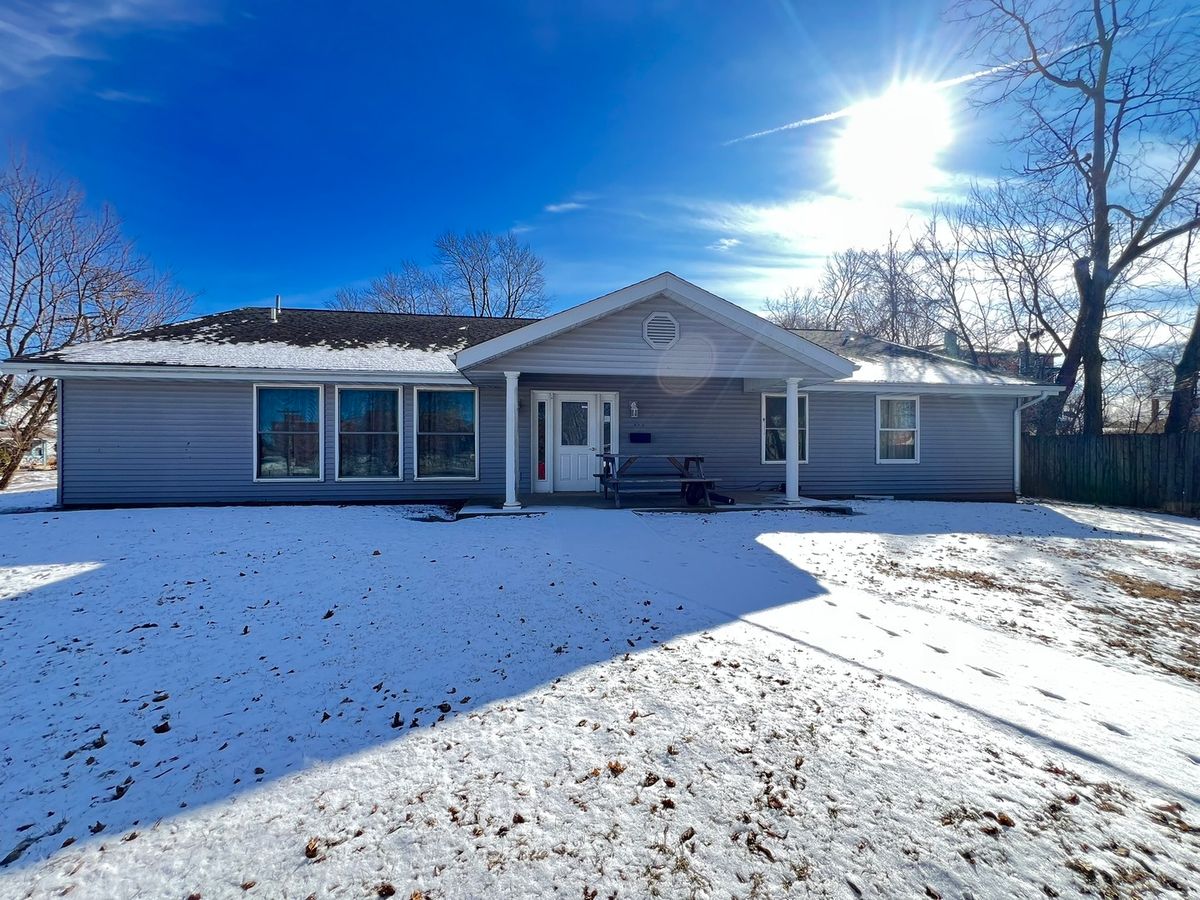 227 Washington Street, Freeport, IL 61032