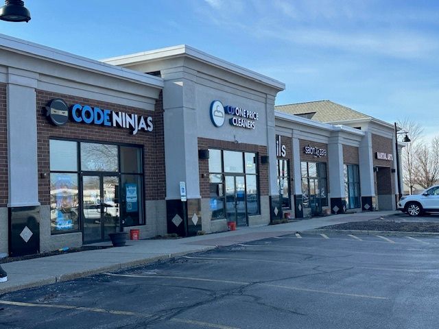 2701 - 2799 Algonquin Road — Algonquin, IL 60102