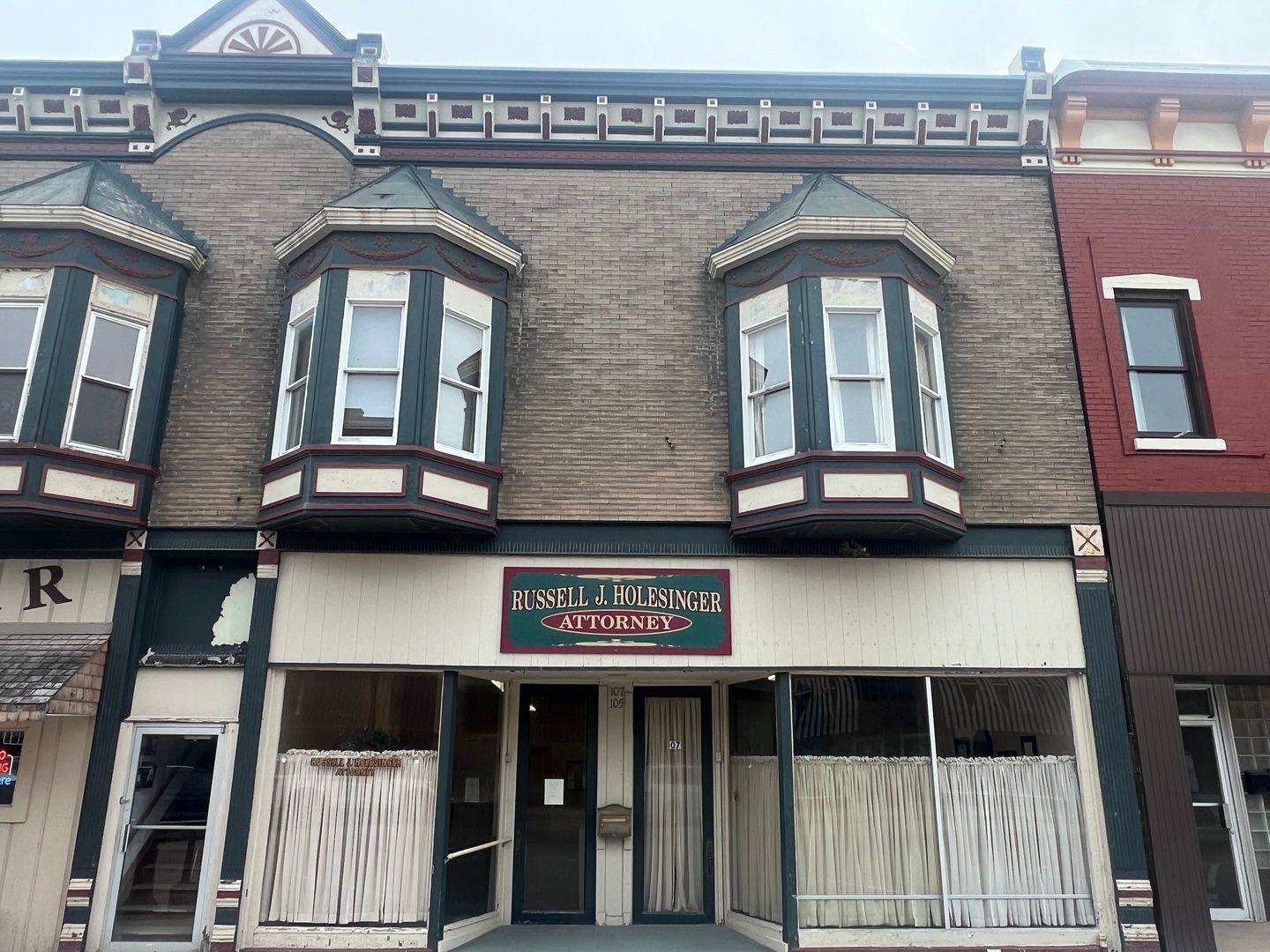 105 E Main Street — Morrison, IL 61270