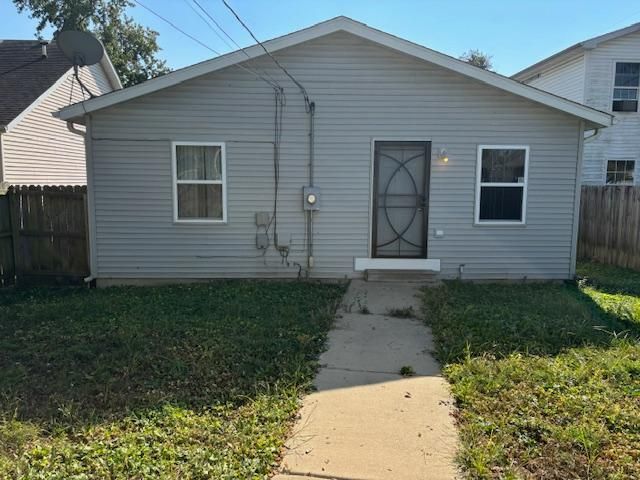 1405 E Edwards Street — Springfield, IL 62703