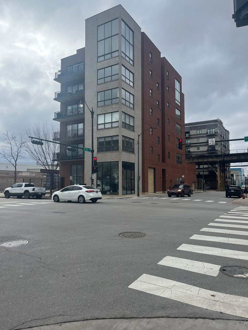 1600 S Wabash Avenue — Chicago, IL 60616