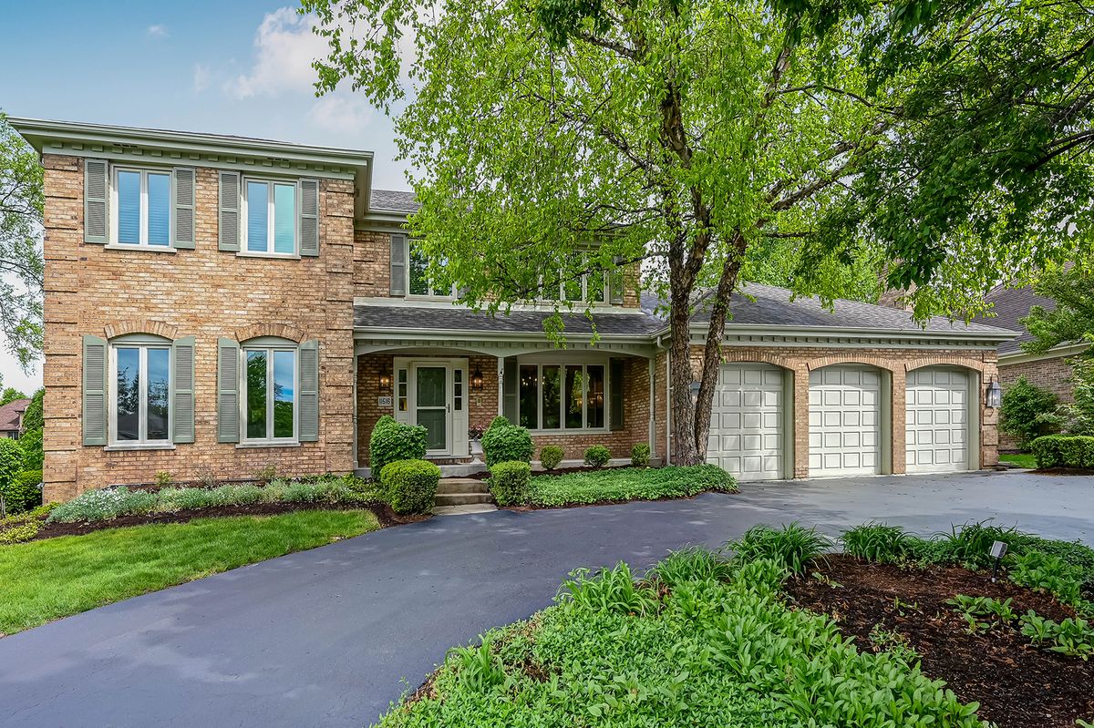 11516 Burr Oak Lane, Burr Ridge, IL 60527