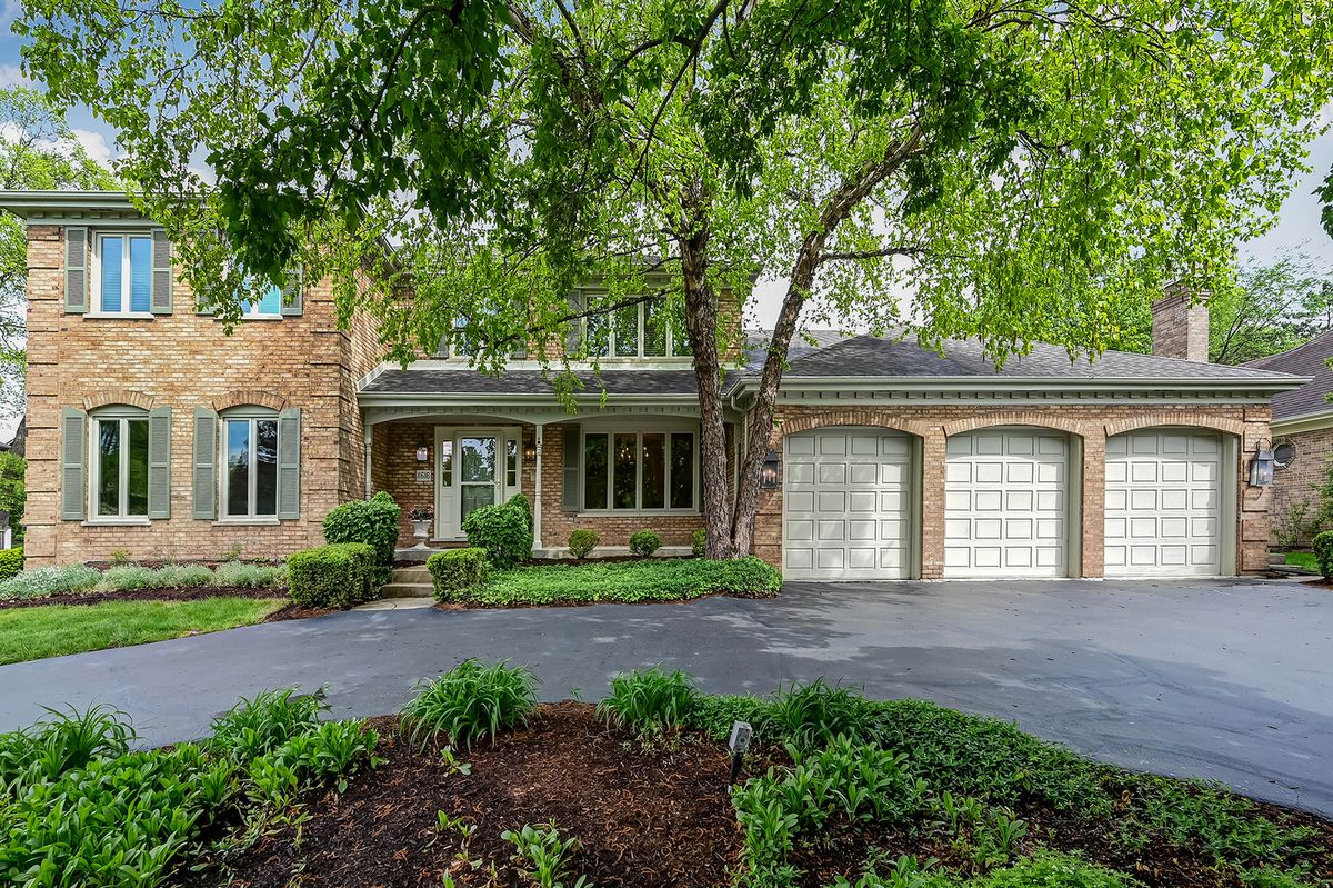 11516 Burr Oak Lane, Burr Ridge, IL 60527