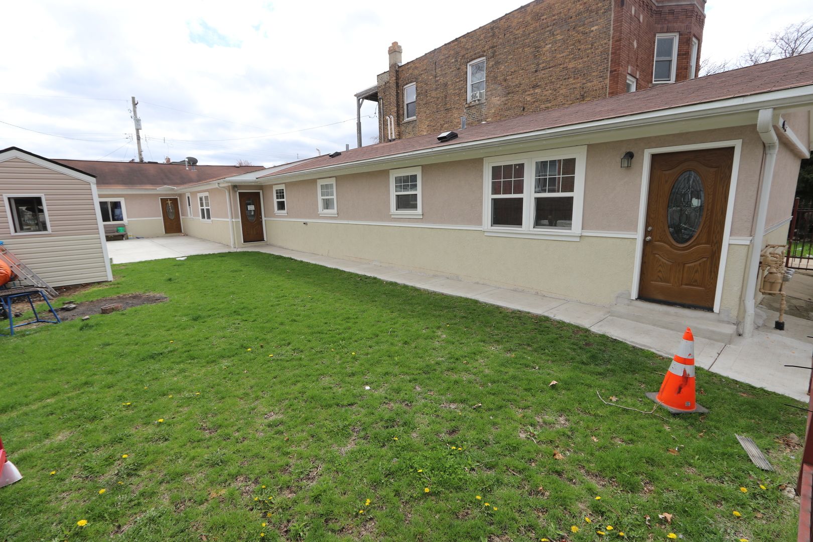 4247 W Haddon Avenue — Chicago, IL 60651