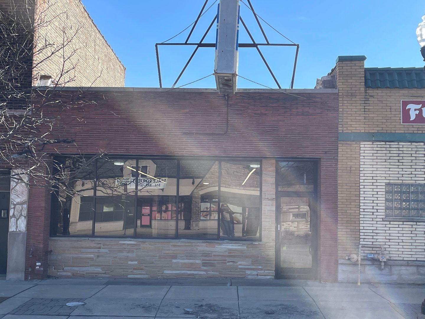 2041 W 95th Street — Chicago, IL 60643