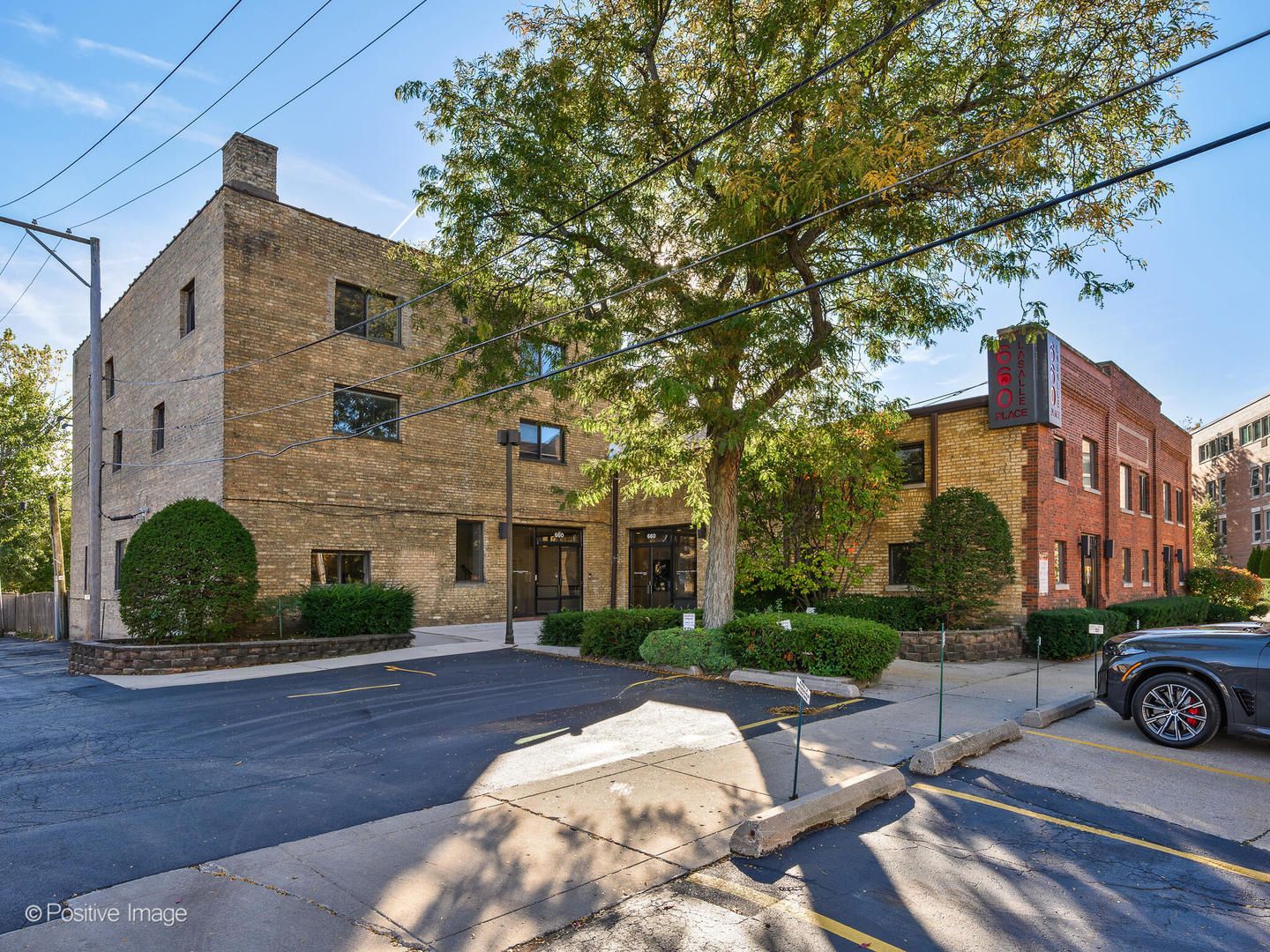 660 La Salle Place #SPDC-VU1 — Highland Park, IL 60035
