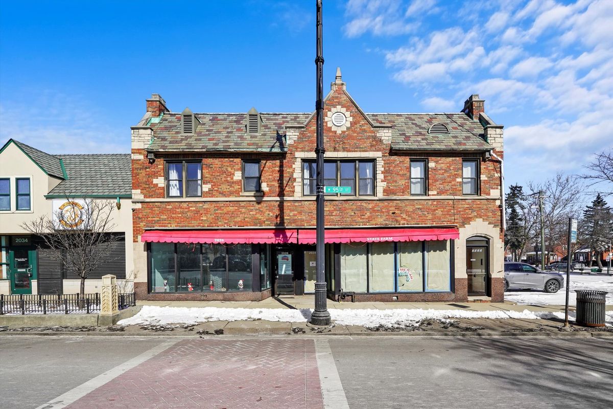 2022 95th Street, Chicago, IL 60643