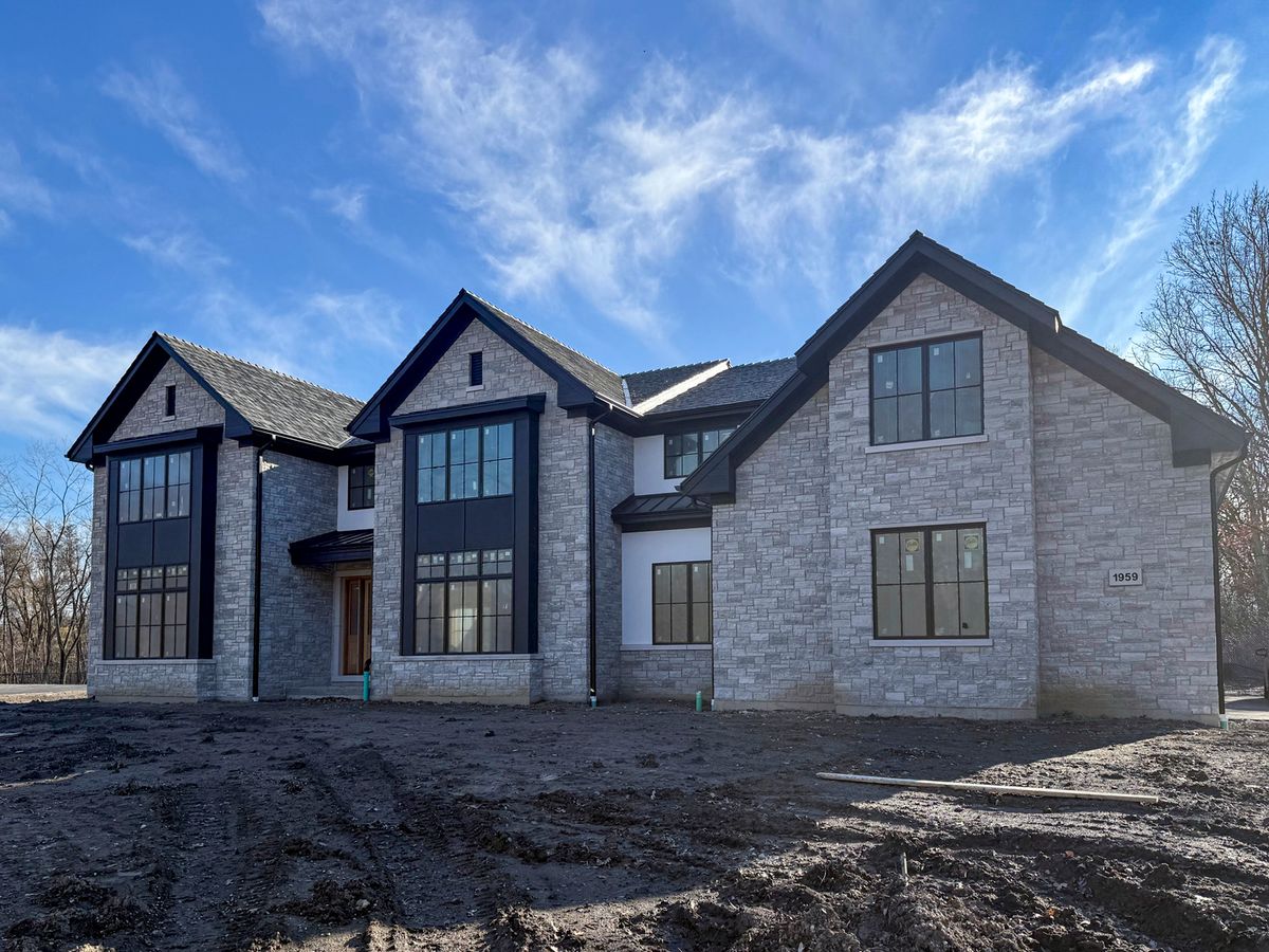 1959 Windridge Drive, Lake Forest, IL 60045