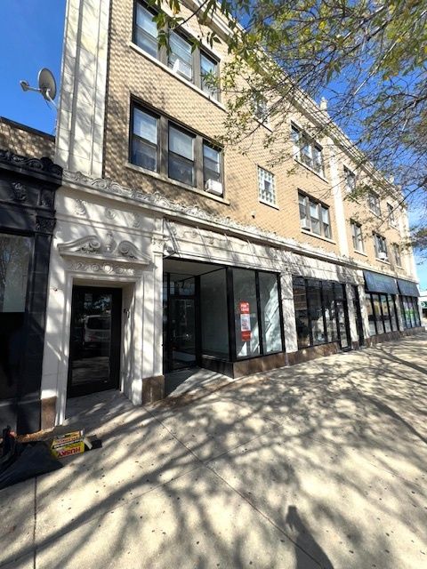 2376 Neva Avenue, Chicago, IL 60707