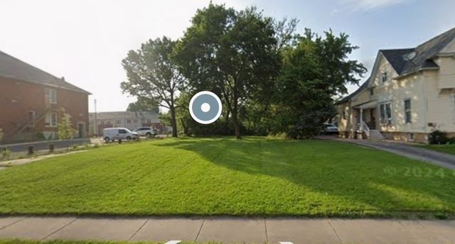 625 S Lake Street — Aurora, IL 60506