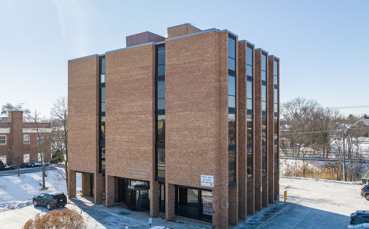 1240 Meadow Road, Northbrook, IL 60062