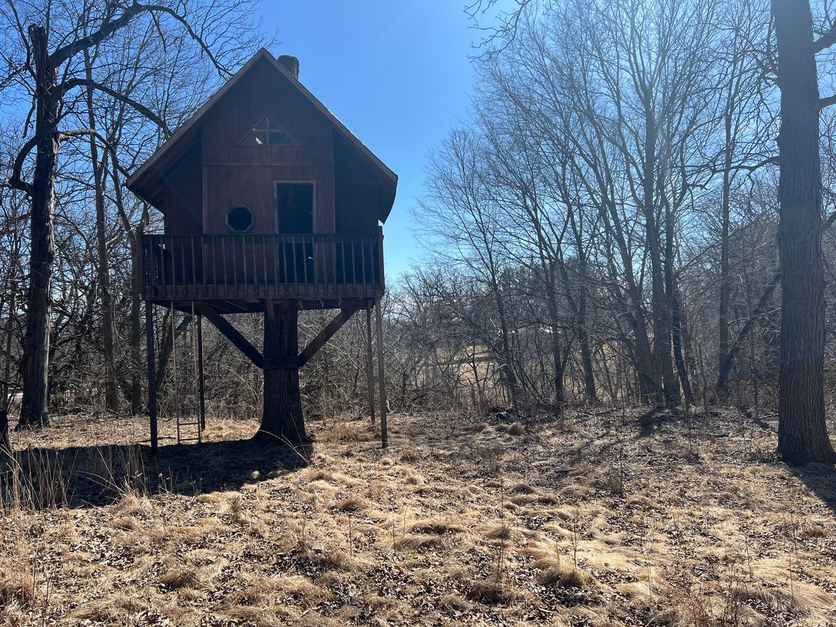 16524 Grove Creek Circle, Pecatonica, IL 61063