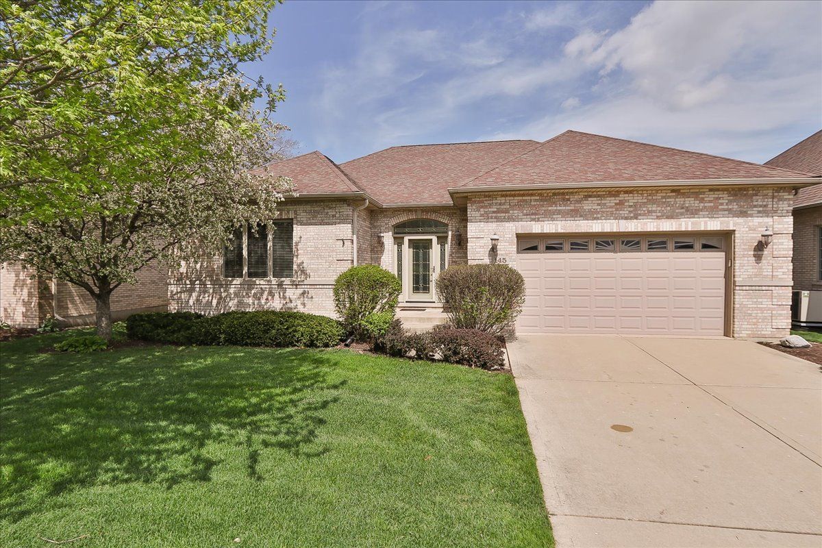 145 Rose Drive — Bloomingdale, IL 60108