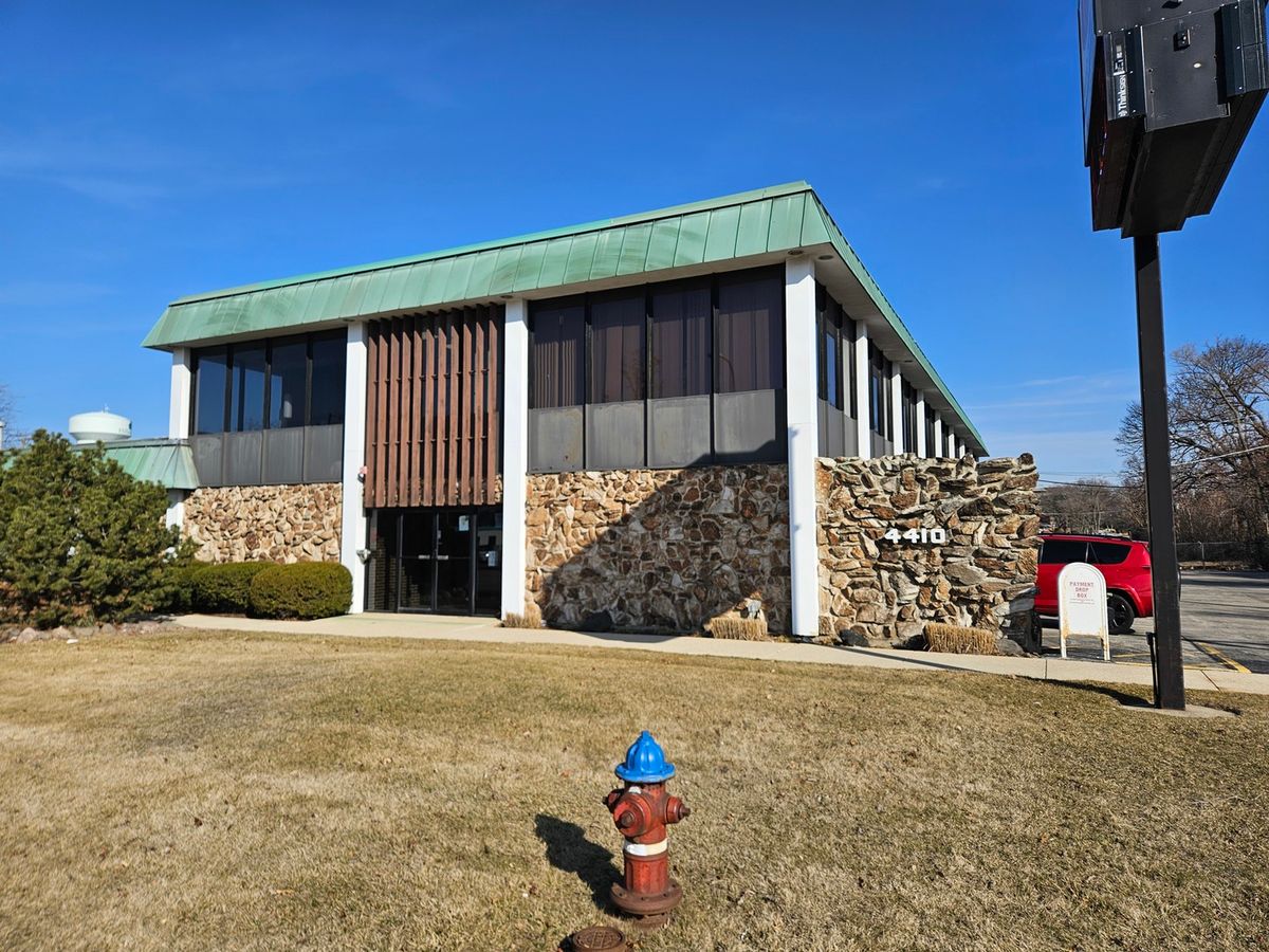 4410 Roosevelt Road #203, Hillside, IL 60162