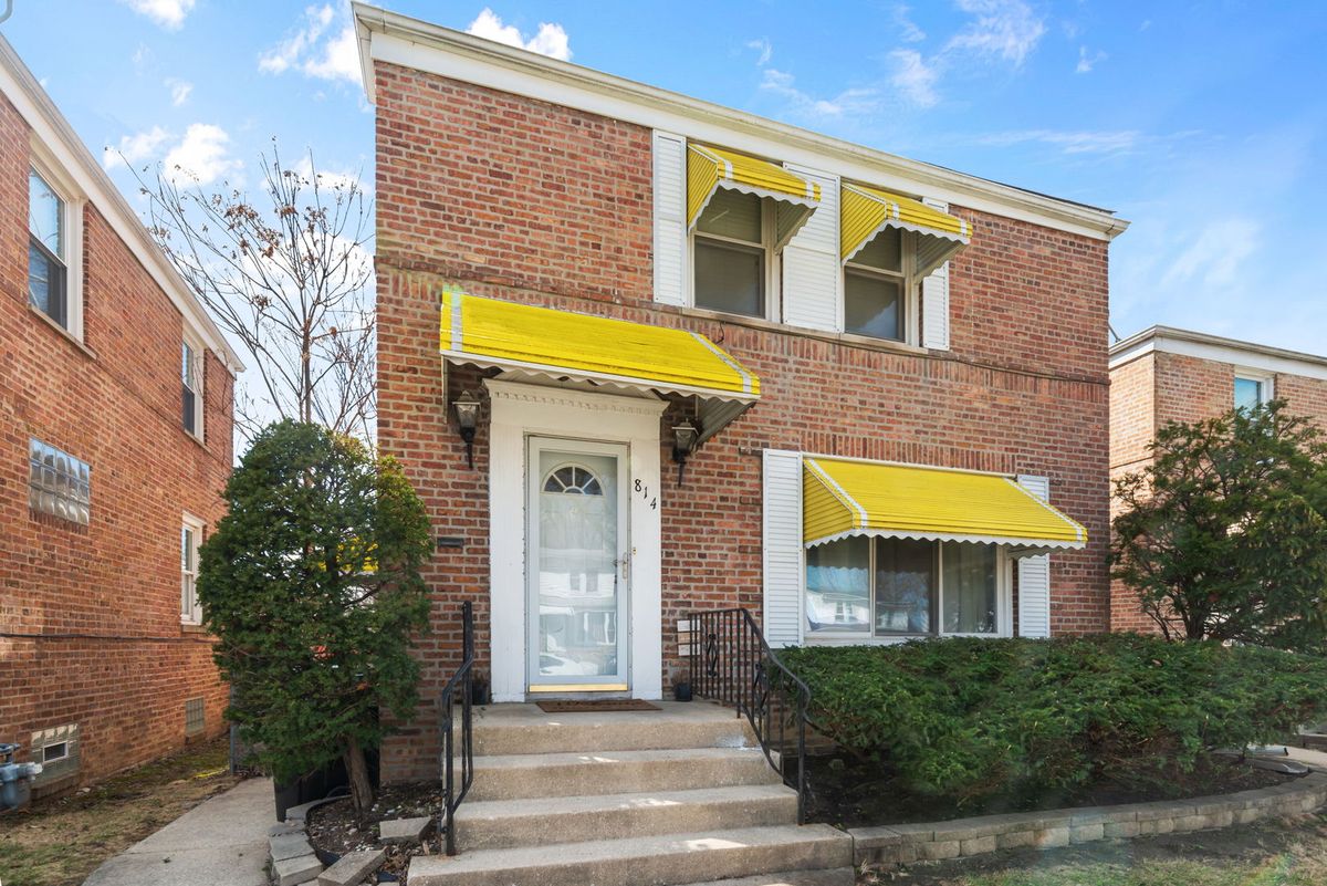 814 Norfolk Avenue, Westchester, IL 60154
